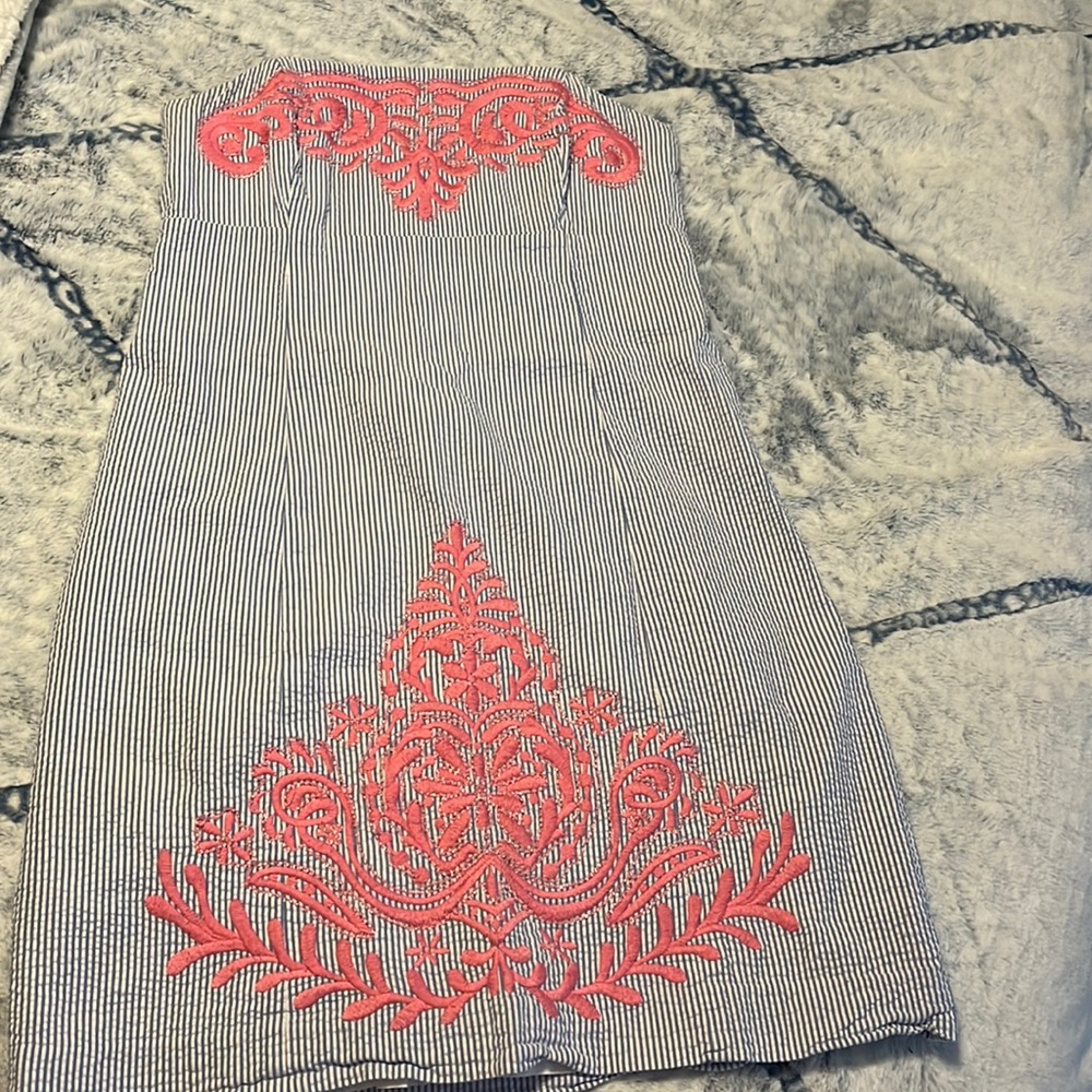 Lilly Pulitzer seersucker embroidered tube dress